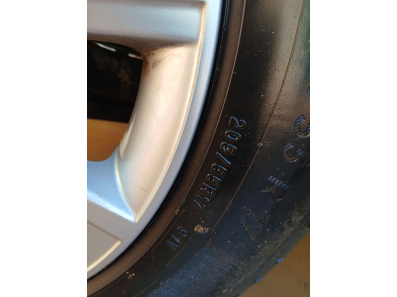 Recambio de neumatico para skoda kamiq (nw4) 1.0 tsi referencia OEM IAM 205-55-17 91V x2 Michelin 2020