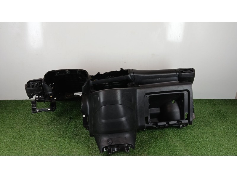 Recambio de salpicadero para opel combo e tour / life (k9) 1.5 referencia OEM IAM 16841899ZD  