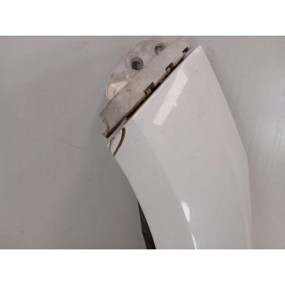 Recambio de aleta delantera izquierda para ford focus iii 1.6 tdci referencia OEM IAM 2171304  