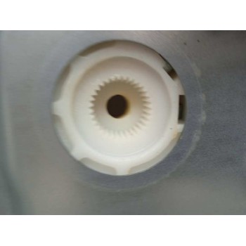 Recambio de elevalunas delantero derecho para kia carens (un) 2.0 crdi referencia OEM IAM 824801D230 SOLO MECANISMO 