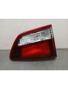 Recambio de piloto trasero izquierdo interior para kia carens iv 1.6 gdi referencia OEM IAM 92403A4  