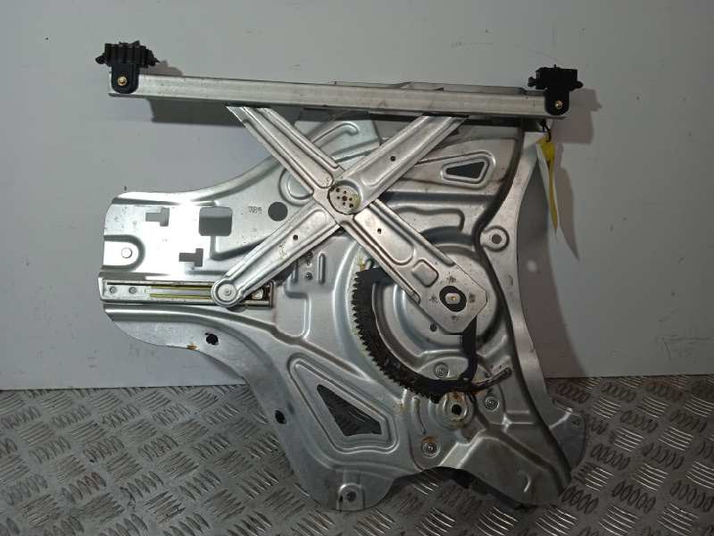 Recambio de elevalunas delantero derecho para hyundai ix35 classic 2wd referencia OEM IAM 824802Y000 402390B 2 PINS