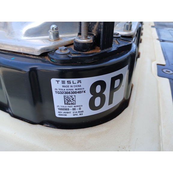 Recambio de bateria para tesla model 3 (5yj3) ev referencia OEM IAM 166696900D  35.000KM