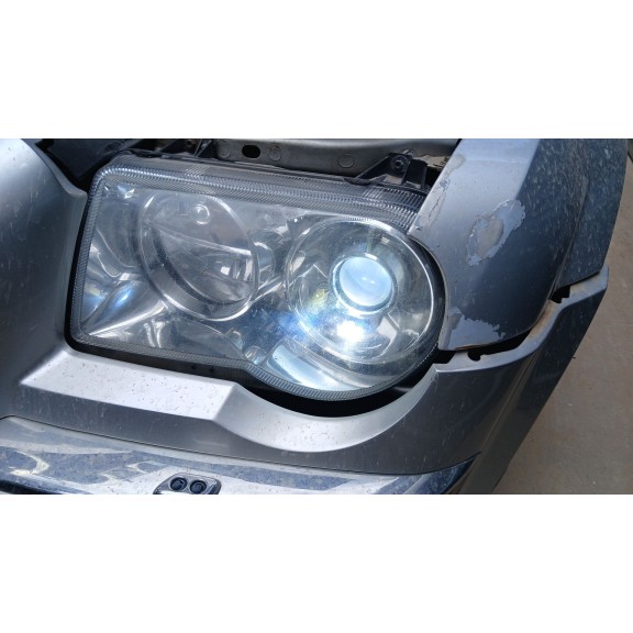 Recambio de faro izquierdo para chrysler 300c (lx, le) 3.0 crd referencia OEM IAM   