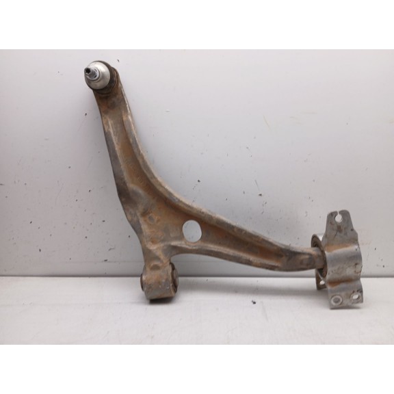 Recambio de brazo suspension inferior delantero derecho para mercedes-benz gla (h247) gla 200 d (247.712) referencia OEM IAM A24