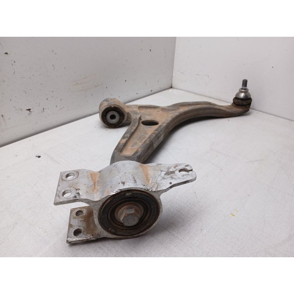 Recambio de brazo suspension inferior delantero derecho para mercedes-benz gla (h247) gla 200 d (247.712) referencia OEM IAM A24