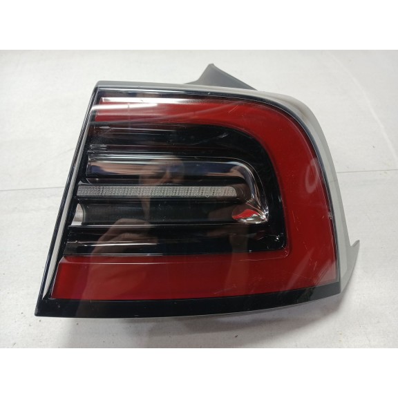 Recambio de piloto trasero derecho para tesla model 3 (5yj3) ev referencia OEM IAM   