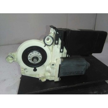 MOTOR ELEVALUNAS DELANTERO DERECHO 