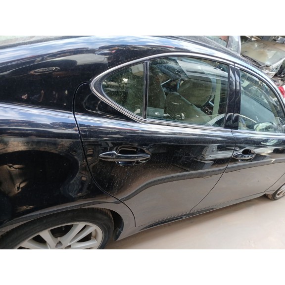 Recambio de puerta trasera derecha para lexus is ii (_e2_) 220d (ale20) referencia OEM IAM   