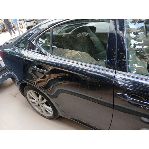 Recambio de puerta trasera derecha para lexus is ii (_e2_) 220d (ale20) referencia OEM IAM   