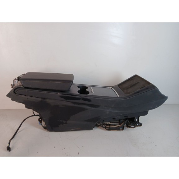 Recambio de apoyabrazos central para tesla model 3 (5yj3) ev referencia OEM IAM 201045510H  171442210C