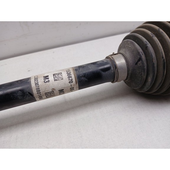 Recambio de transmision trasera derecha para tesla model 3 (5yj3) ev referencia OEM IAM 153667000B  