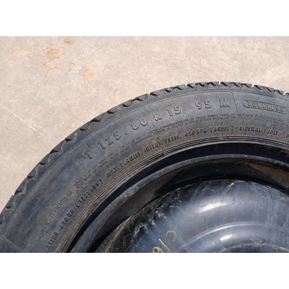 Recambio de neumatico repuesto para ford b-max titanium referencia OEM IAM 125-80-15 95M X1 2012