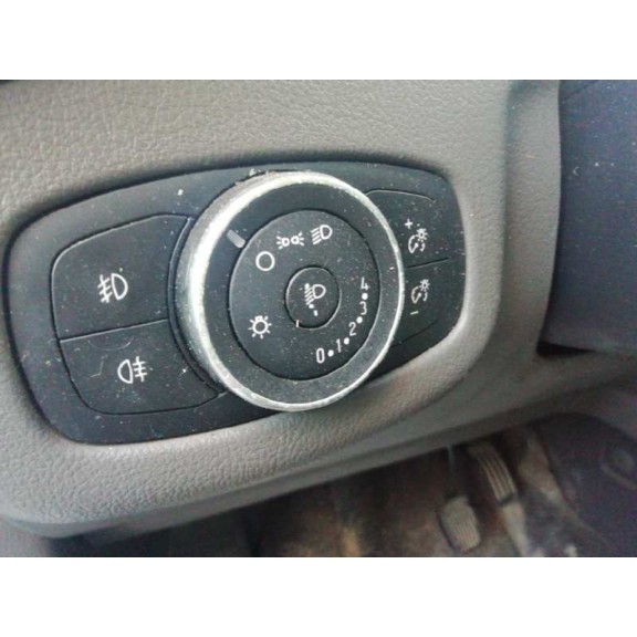 ford transit connect del año 2020