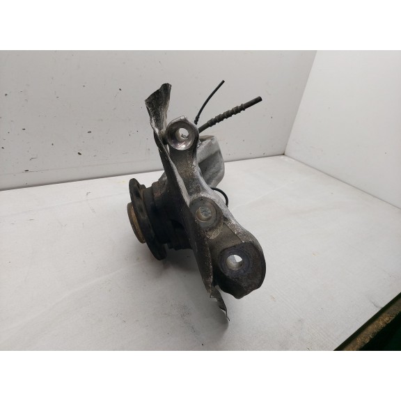 Recambio de mangueta delantera derecha para bmw serie 5 lim. (f10) 2.0 turbodiesel referencia OEM IAM 6775266  