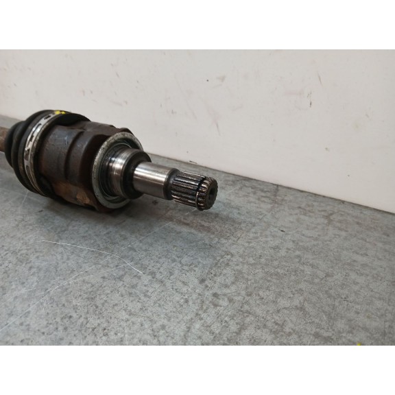 Recambio de transmision trasera derecha para toyota rav 4 active referencia OEM IAM 4233042060  