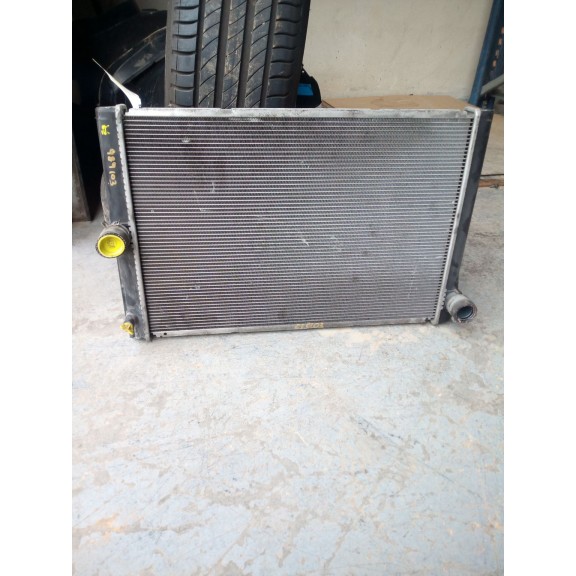 Recambio de radiador agua para toyota auris active referencia OEM IAM MF4221336540 164000N060 39X55 CM