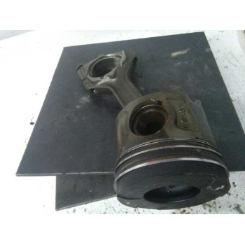 Recambio de piston para opel astra h caravan 1.9 16v cdti cat (z 19 dth / lrd) referencia OEM IAM   