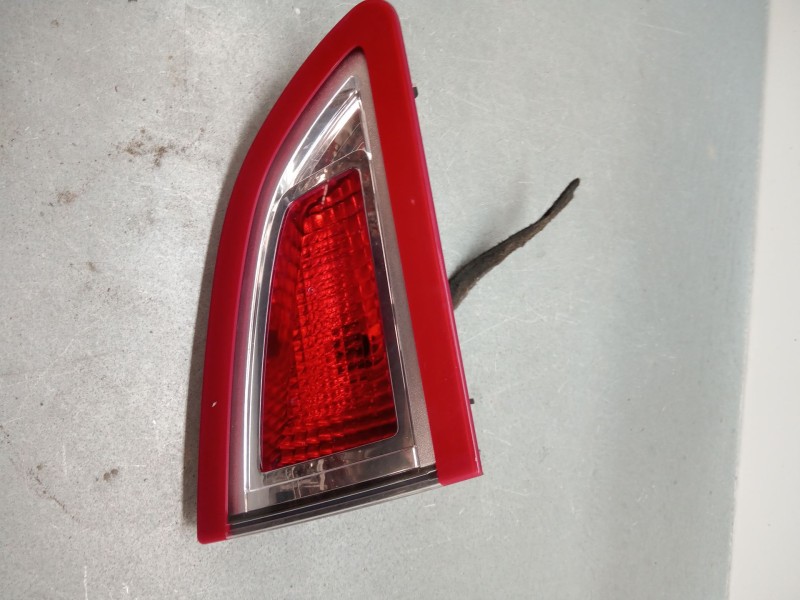 Recambio de piloto trasero izquierdo interior para renault scénic iii (jz0/1_) 1.5 dci referencia OEM IAM   