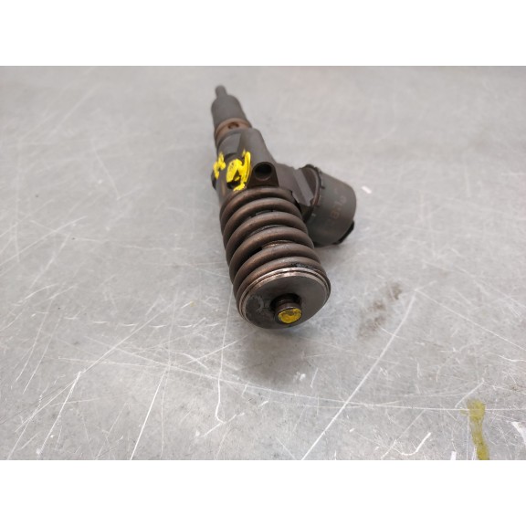 Recambio de inyector para dodge caliber s referencia OEM IAM 03G130073G 04147200404 03G130073GX