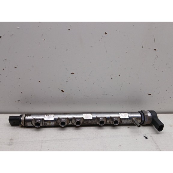 Recambio de rampa inyectora para bmw serie 1 berlina (e81/e87) 116d referencia OEM IAM 0445214182  780912704