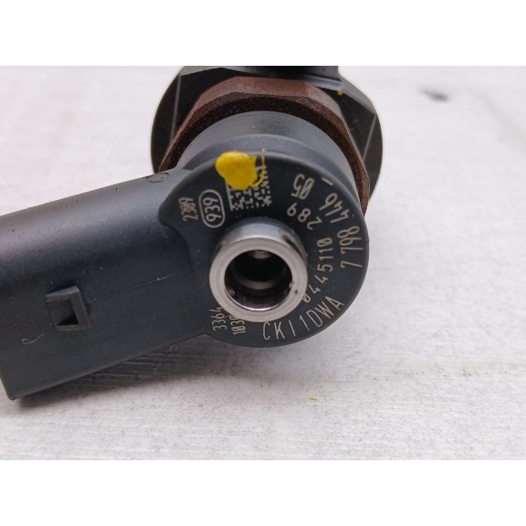 Recambio de inyector para bmw serie 1 berlina (e81/e87) 116d referencia OEM IAM 0445110289  779844605