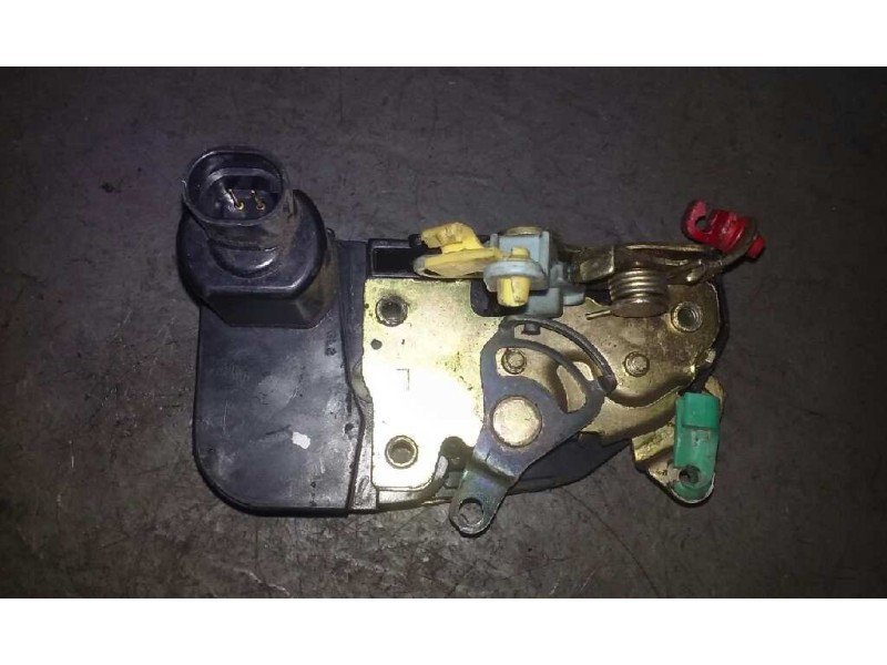 Recambio de cerradura puerta delantera izquierda para chrysler voyager (gs) 2.5 td referencia OEM IAM   2 PIN