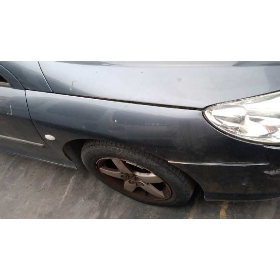 peugeot 407 del año 2004