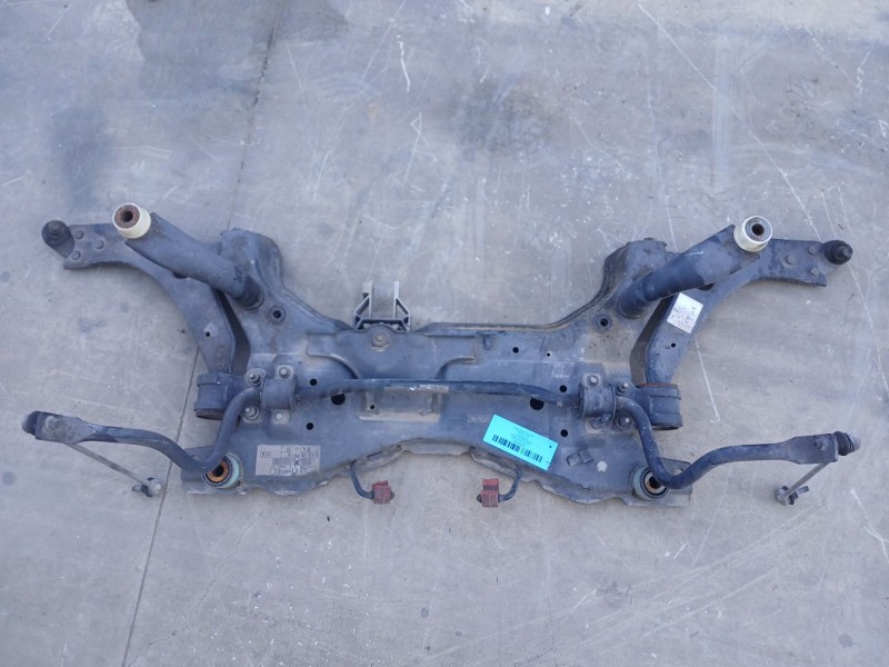 Recambio de puente delantero para ford kuga i 2.5 4x4 referencia OEM IAM 1682463  