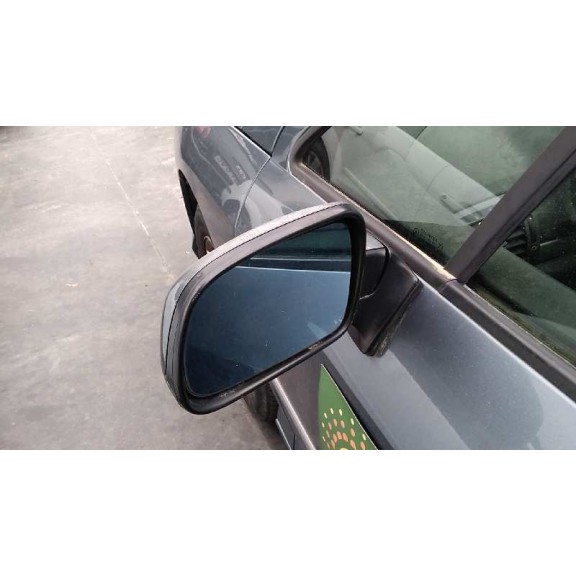 peugeot 407 del año 2004