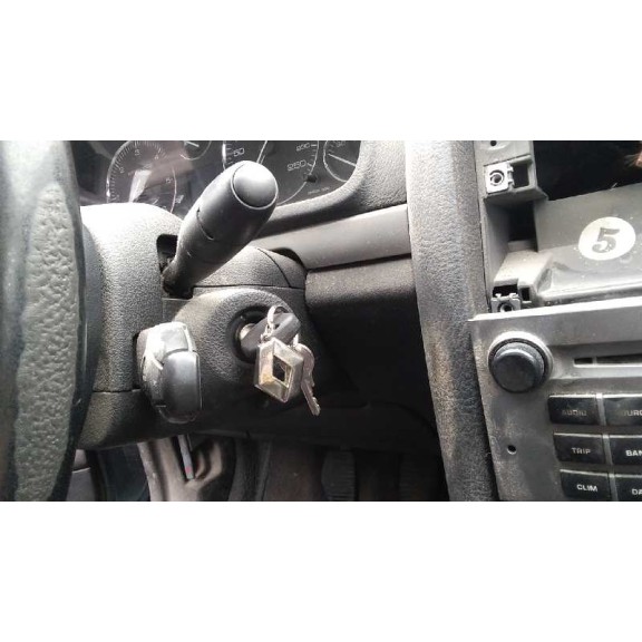 peugeot 407 del año 2004