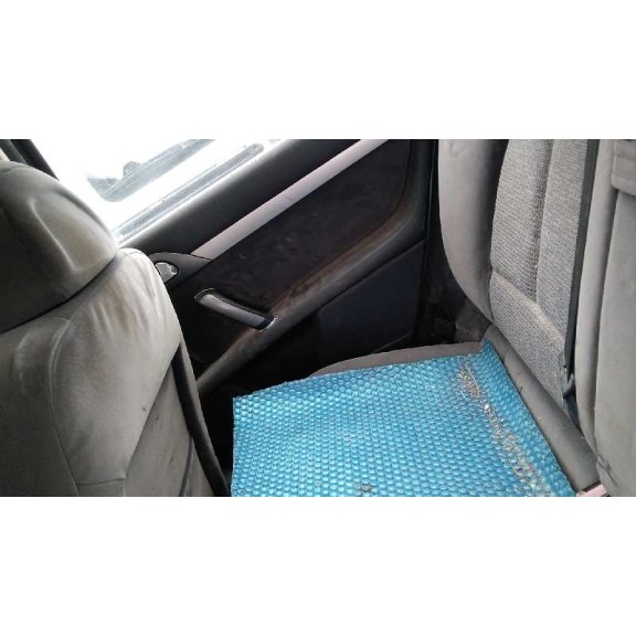 peugeot 407 del año 2004