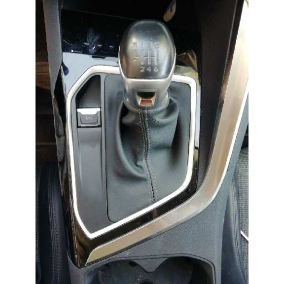 peugeot 3008 del año 2019