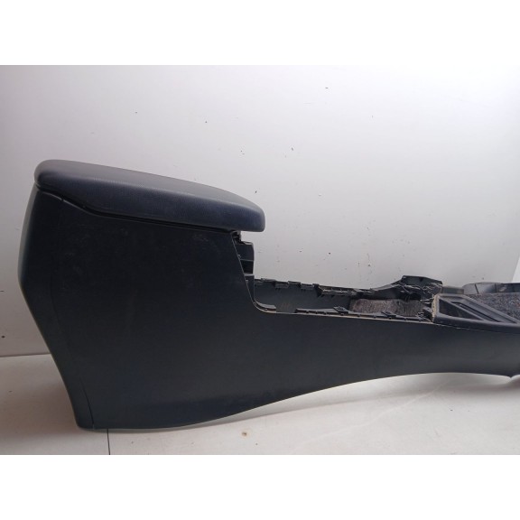 Recambio de apoyabrazos central para toyota rav 4 active referencia OEM IAM 5890142090  