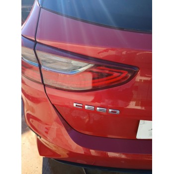 PILOTO TRASERO IZQUIERDO INTERIOR 92403J7050 