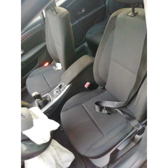 renault laguna iii del año 2010