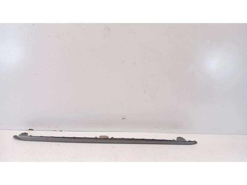 Recambio de faldon lateral para skoda kamiq (nw4) 1.0 tsi referencia OEM IAM IZQUIERDO 658853856 658853544r