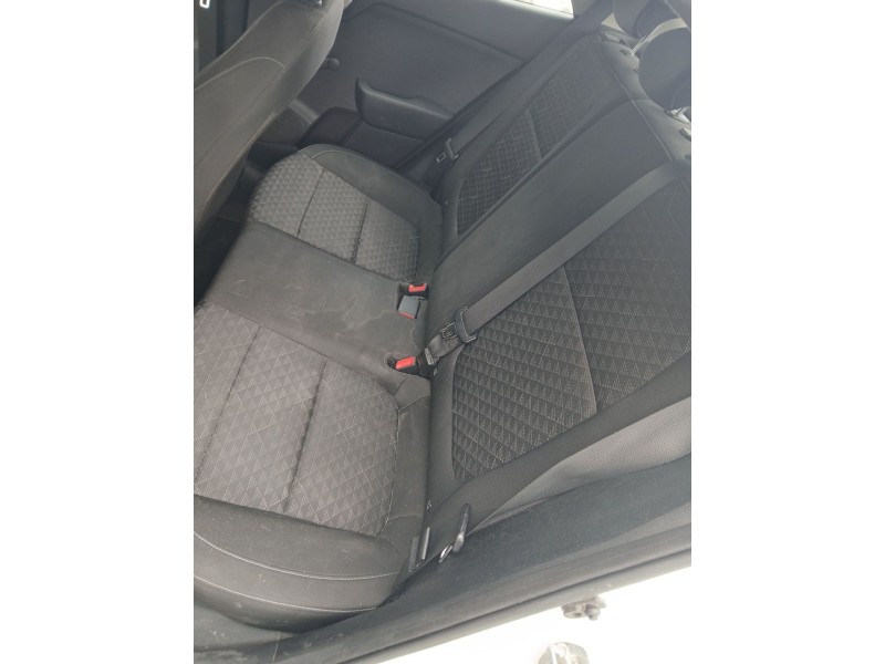 Recambio de asientos traseros para kia rio iv (yb, sc, fb) 1.4 crdi 90 referencia OEM IAM   