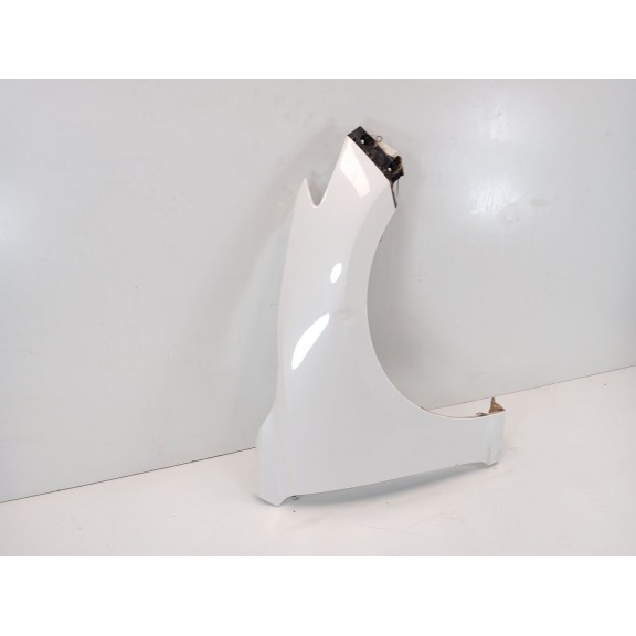 Recambio de aleta delantera derecha para mazda 3 sedán (bm_, bn_) 2.2 d referencia OEM IAM B45A52111B  