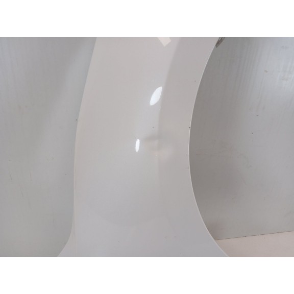 Recambio de aleta delantera derecha para mazda 3 sedán (bm_, bn_) 2.2 d referencia OEM IAM B45A52111B  