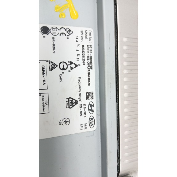 Recambio de pantalla multifuncion para kia stonic (yb) 1.2 cvvt referencia OEM IAM 96160H8850FHV  RADIO