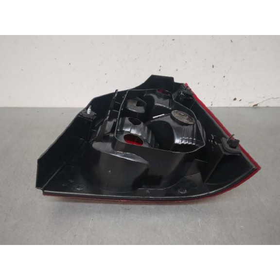 Recambio de piloto trasero izquierdo para volkswagen polo (9n1) referencia OEM IAM 6Q6945095G NUEVO 01-05