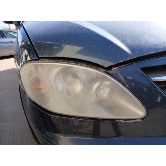 Recambio de faro derecho para ssangyong rodius i 2.7 xdi referencia OEM IAM   