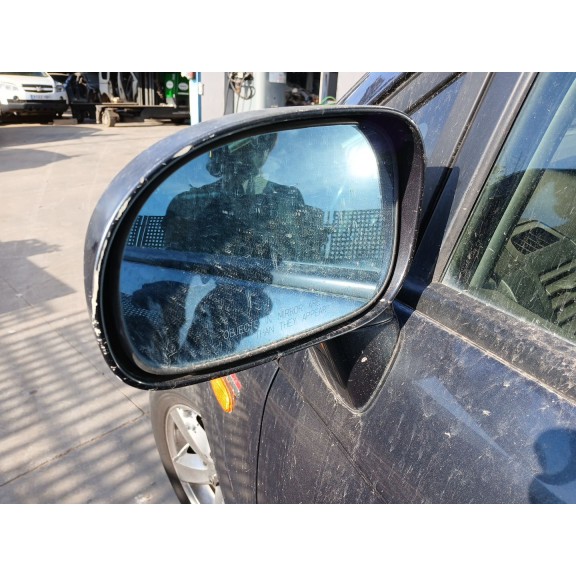 Recambio de retrovisor izquierdo para ssangyong rodius i 2.7 xdi referencia OEM IAM 7891621120  