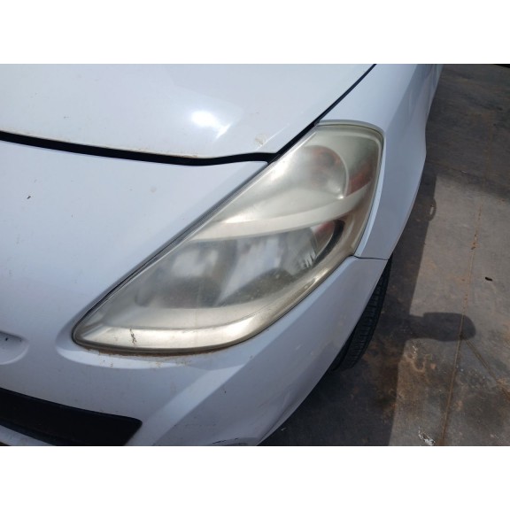 Recambio de faro izquierdo para renault clio iii (br0/1, cr0/1) 1.5 dci referencia OEM IAM   