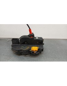 Recambio de cerradura puerta trasera derecha para opel zafira tourer c (p12) 2.0 cdti (75) referencia OEM IAM   