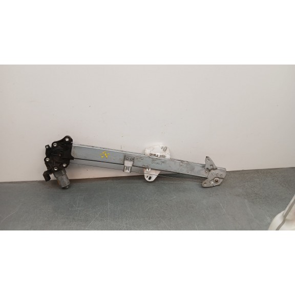 Recambio de elevalunas delantero izquierdo para honda hr-v (ru) 1.5 (ru1) referencia OEM IAM wr15027  