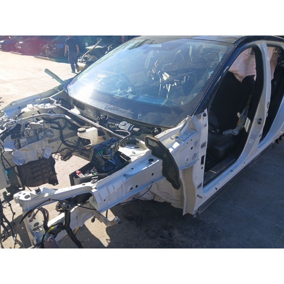 Recambio de carroceria para nissan qashqai iii (j12) 1.3 dig-t referencia OEM IAM   