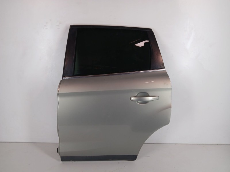 Recambio de puerta trasera izquierda para ford kuga i 2.5 4x4 referencia OEM IAM 1520947  