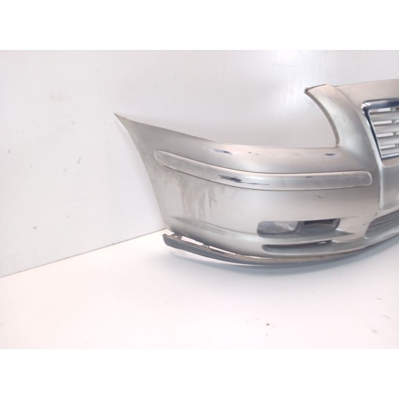 Recambio de paragolpes delantero para toyota avensis sedán (_t25_) 1.8 (zzt251_) referencia OEM IAM 5211905906  5310005060B0